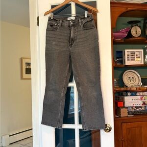 Abercrombie Curve Love Ultra High Rise Ankle Straight Jeans in Washed Grey